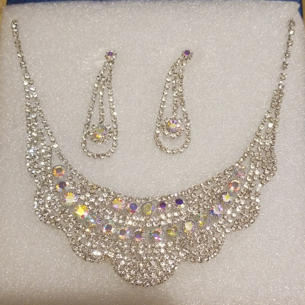 Necklace Set